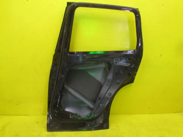 Накладка на дверь задняя правая для BMW X3 G01 2017-2023 на фотографиях