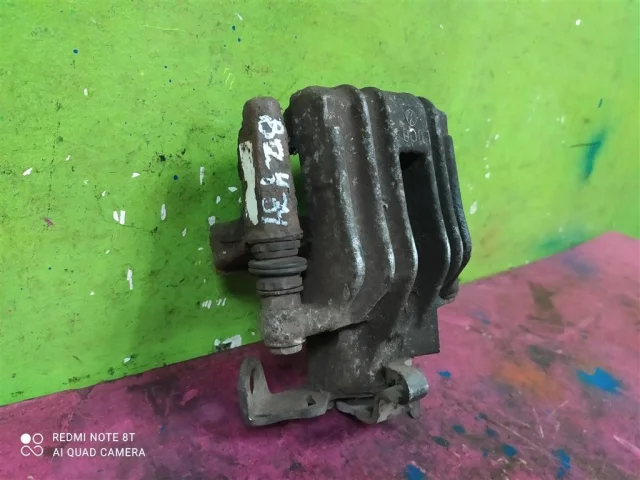 Суппорт задний левый для Volkswagen Polo V (6C) Седан 2015-2020 на фотографиях