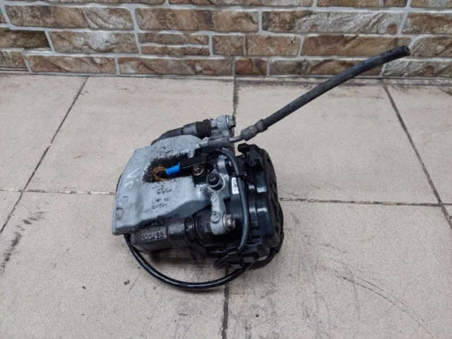 Суппорт задний левый для Mercedes-Benz E class W213 2016-2023 на фотографиях