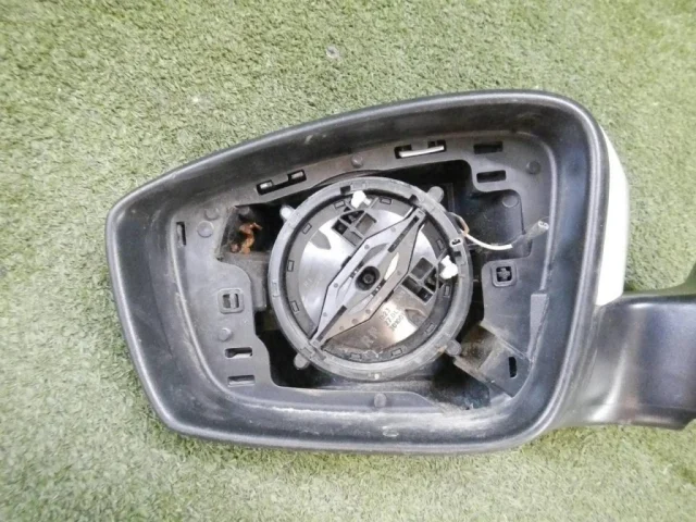 Зеркала для Skoda Rapid I rest NH3 2017-2020 на фотографиях