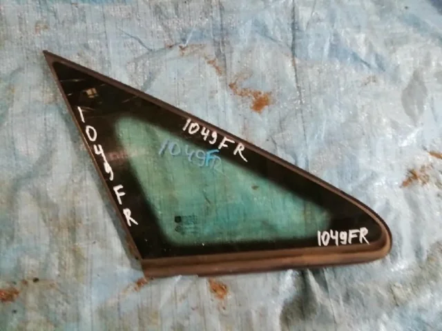 Стекла и зеркала для Opel Zafira B 2005-2015 на фотографиях