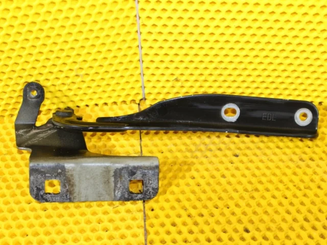 Петля капота левая для Nissan Tiida C11 Хэтчбек 2007-2014 на фотографиях