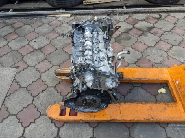 Двигатель для Mercedes-Benz Vito W447 Vito 2014-2022 на фотографиях