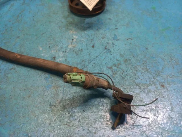 Насос ГУР для Honda CR-V RD 1995-2001 на фотографиях