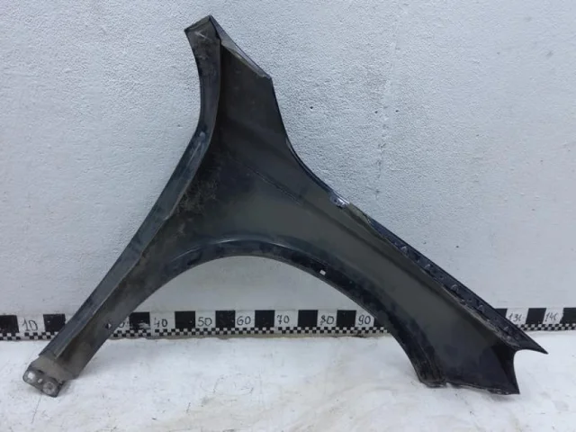 Крыло левое для Mercedes-Benz CLA class C117 2013-2019 на фотографиях