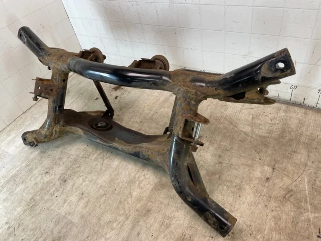 Задний подрамник для Mitsubishi ASX I rest 1 (2013-2016) на фотографиях