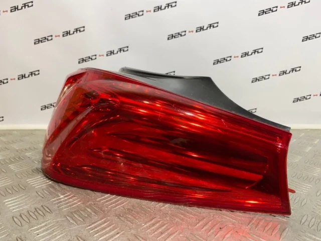 Фонарь правый для Peugeot 508 Седан 2011-2018 на фотографиях