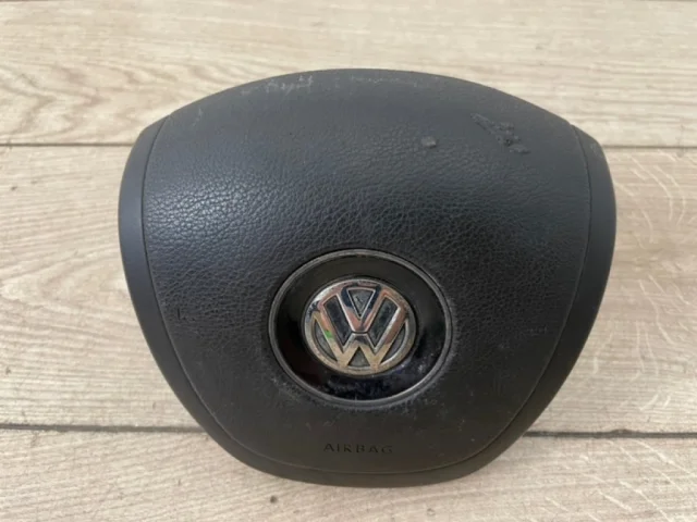 Подушка безопасности водителя для Volkswagen Touareg II (7P5) 2010-2014 на фотографиях