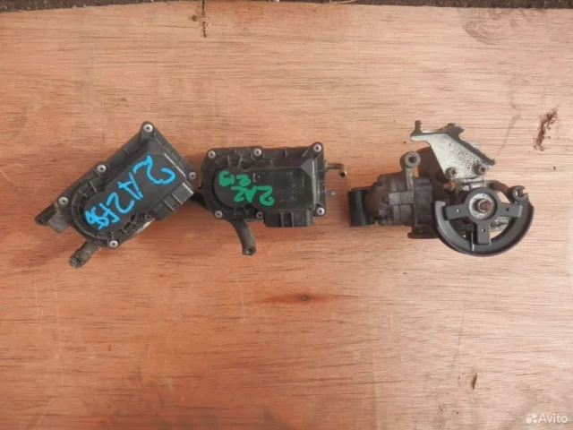 Дроссельная заслонка для Toyota RAV4 XA20 2000-2005 на фотографиях