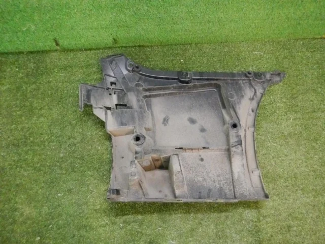 Кронштейн заднего бампера левый для BMW 5er Ф10 Rest. 2014-2017 на фотографиях