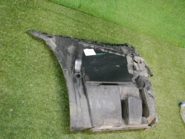 Кронштейн заднего бампера левый для BMW 5er Ф10 Rest. 2014-2017 на фотографиях