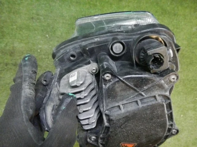 Фара ксенон левая для Skoda Rapid I rest NH3 2017-2020 на фотографиях