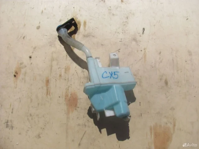 Бачок омывателя для Mazda CX 5 KE 2011-2017 на фотографиях