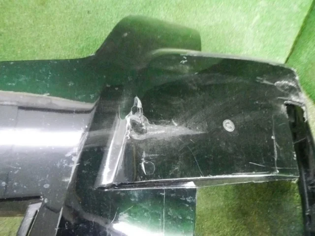 Бампер передний для Cadillac Escalade 4 2013-2020 на фотографиях