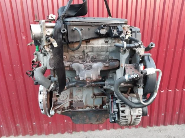 Двигатель без навесного для Fiat Doblo 223 2001-2016 на фотографиях