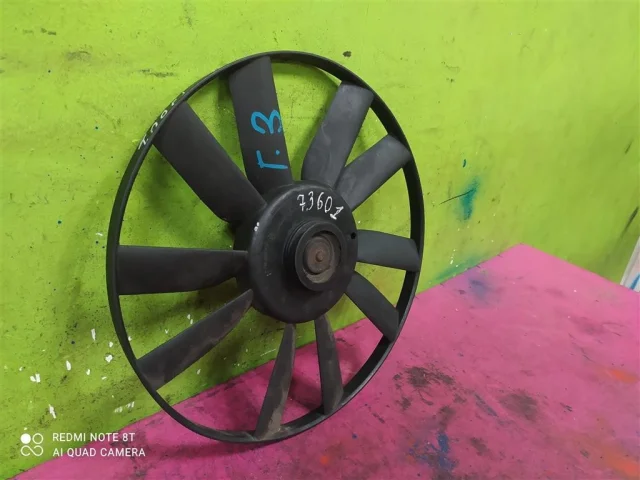 Вентилятор радиатора охлаждения ДВС для Volkswagen Golf III (1H5)Универсал (EU) 1991-2001 на фотографиях