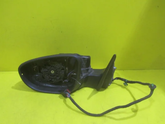 Зеркало боковое левое для Volkswagen Passat (B7) 2010-2014 на фотографиях