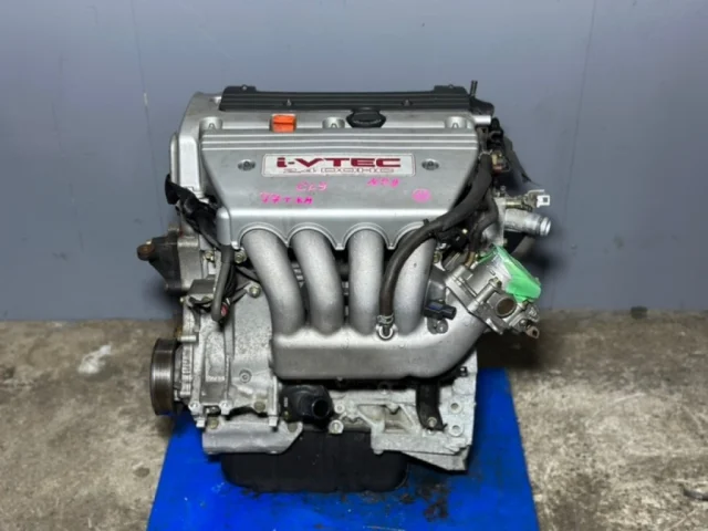 Двигатель для Honda Odyssey RB1, RB2 2003-2008 на фотографиях