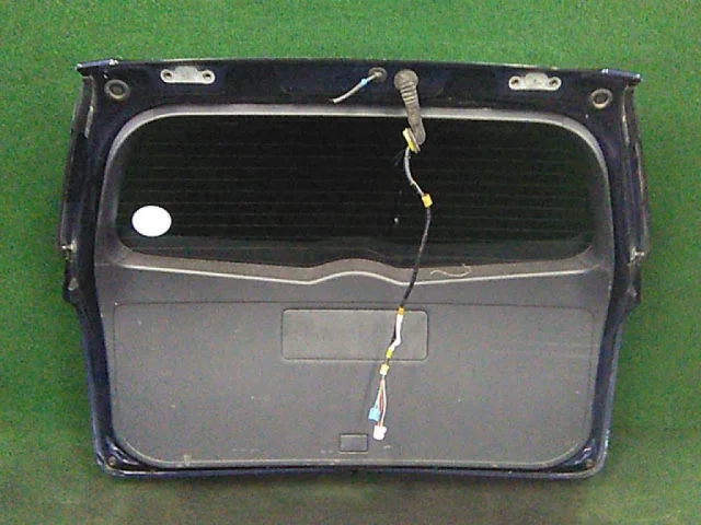 Дверь багажника для Toyota Corolla E140/E150 Седан 2006-2013 на фотографиях