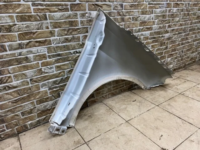 Крыло левое для Mercedes-Benz GLE class W166 2015-2018 на фотографиях