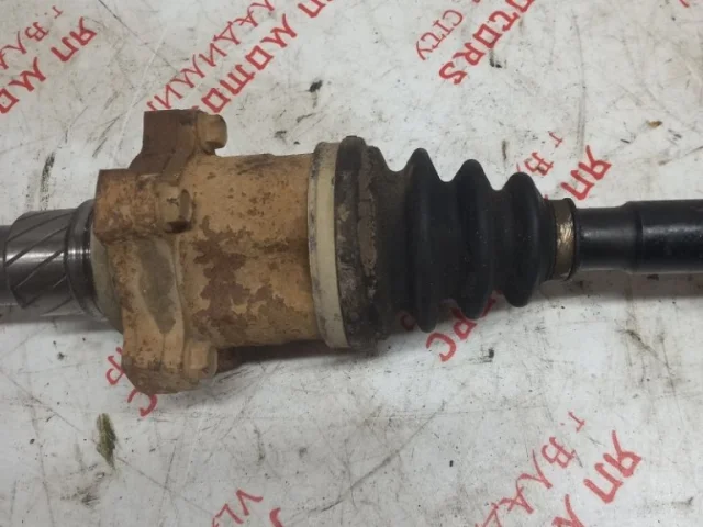 Привод передний правый для Nissan X-Trail T30 JDM 2000-2007 на фотографиях