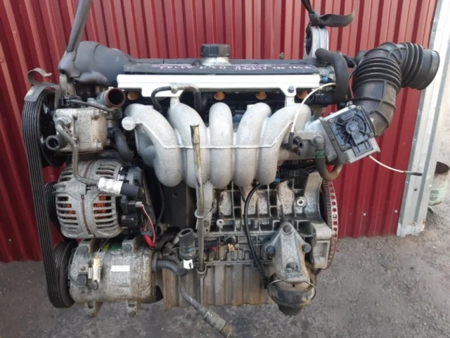 Продажа двигателя B5244S