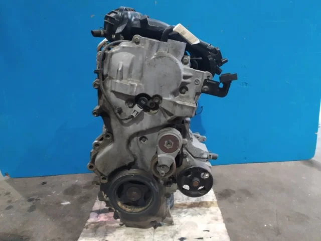 Двигатель без навесного для Nissan Serena C25 2005-2012 на фотографиях