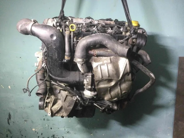 Двигатель для Opel Zafira B 2005-2015 на фотографиях