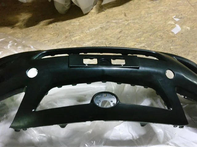 Бампер передний для Toyota Corolla E140/E150 Седан 2006-2013 на фотографиях