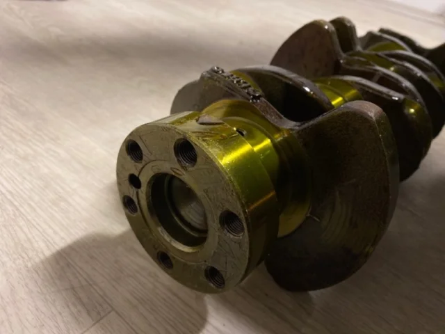 Коленвал для Mitsubishi Pajero Sport KH0 2008-2013 на фотографиях