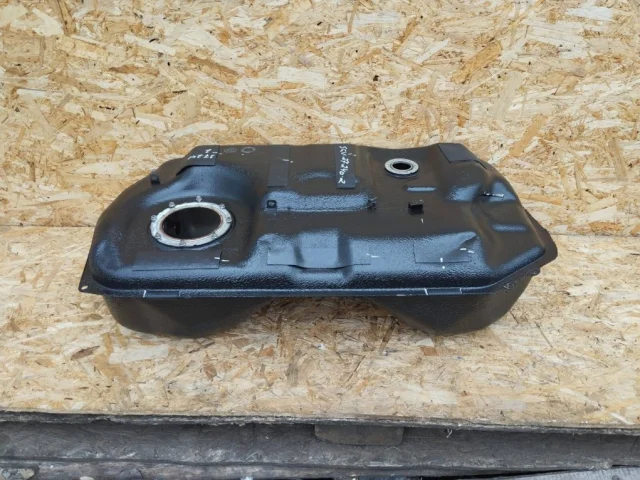 Топливный бак для Suzuki Grand Vitara 2005-2014 на фотографиях