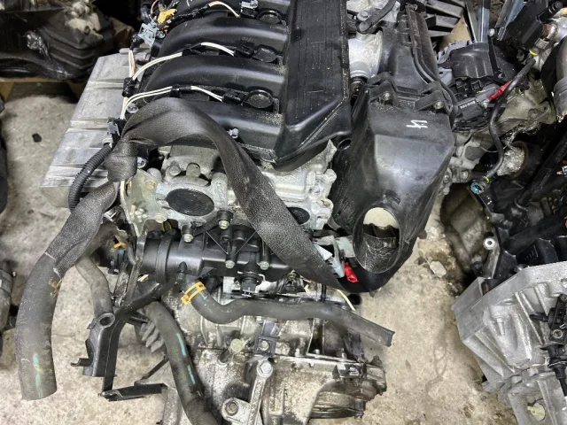 Двигатель для Renault Logan 2007-2012 (Универсал KS) на фотографиях