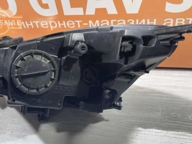 Фара правая для Opel Insignia Седан A 2008-2017 на фотографиях