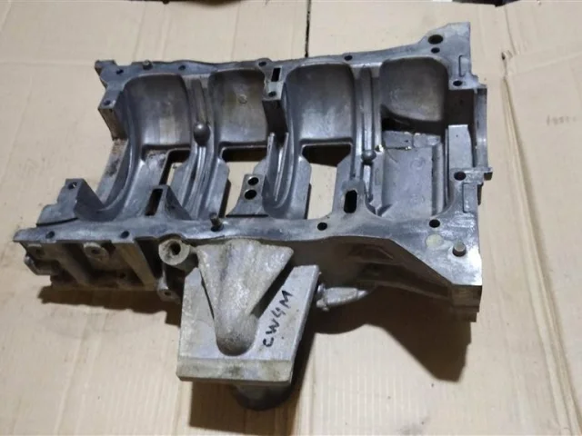 Поддон картера для Mitsubishi Outlander II CW0W (JDM) 2005-2012 на фотографиях