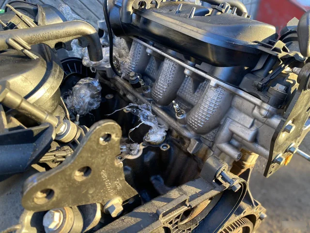 Продажа двигателя 276DT