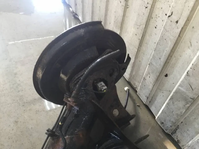 Задняя балка для Toyota Corolla E140/E150 Седан 2006-2013 на фотографиях