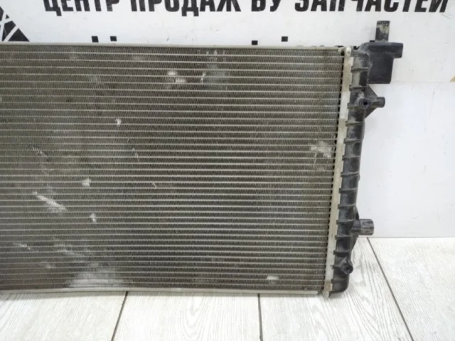 Радиатор охлаждения ДВС для Skoda Rapid I rest NH3 2017-2020 на фотографиях