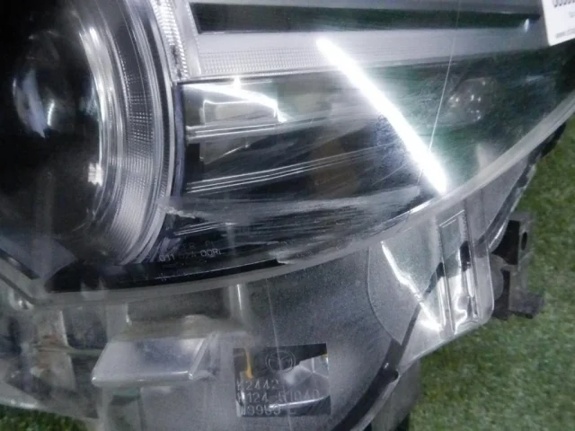 Фара ксенон левая для Mazda CX 5 KF 2017 на фотографиях