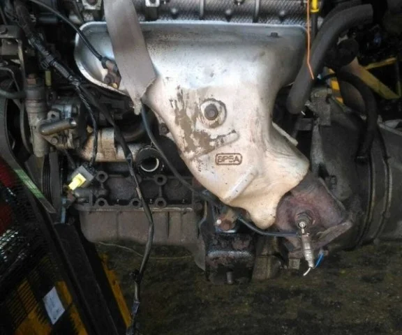 Двигатель для Mazda 323 BG Седан 1989-1994 на фотографиях