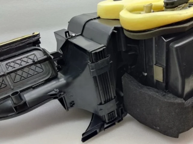 Корпус печки для Skoda Rapid I NH3 2012-2017 на фотографиях