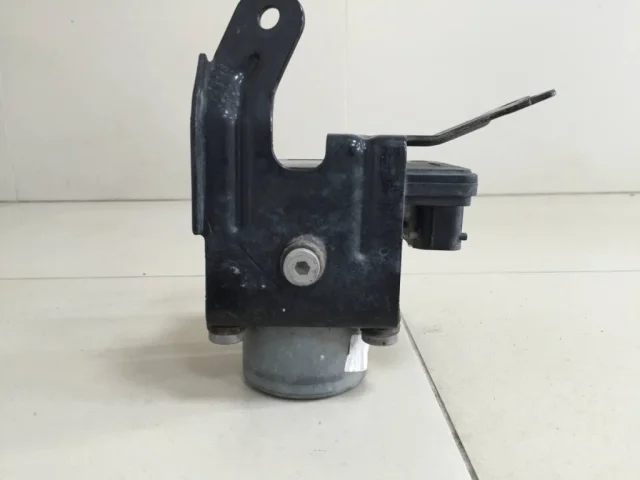 Гидроблок ABS для Hyundai Tucson TL rest 2018-2021 на фотографиях