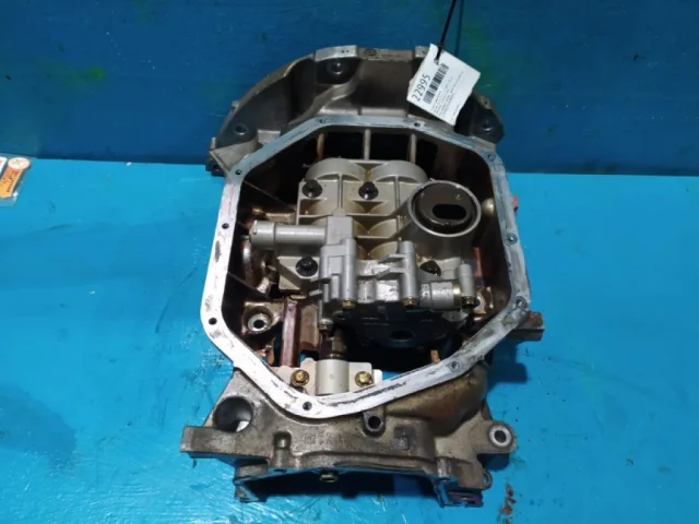 Масляный насос для Nissan X-Trail T31 RU 2007-2014 на фотографиях