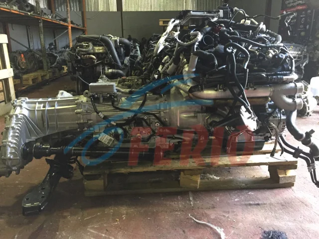 Двигатель без навесного для Audi Q7 4M 2015+ на фотографиях