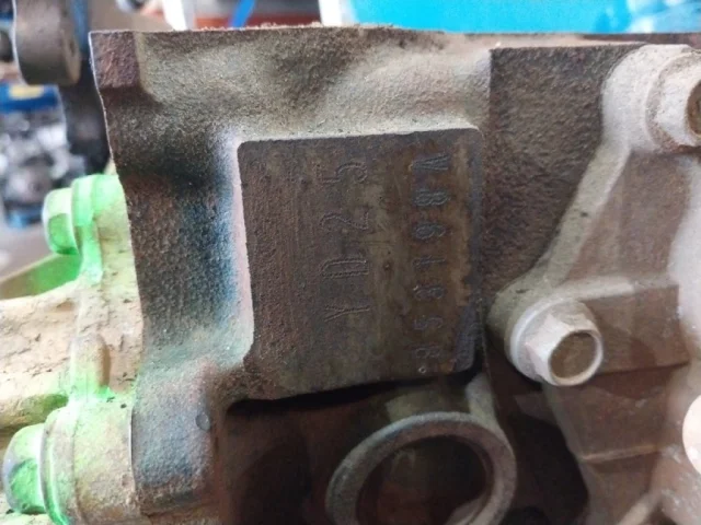 Блок цилиндров для Nissan Navara D40 2004-2010 на фотографиях