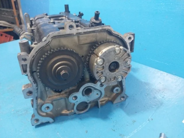 ГБЦ для Nissan Serena C25 2005-2012 на фотографиях