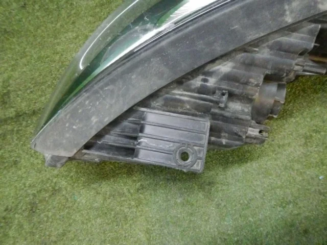 Фара ксенон левая для Hyundai ix35 1 Rest 2013-2016 на фотографиях