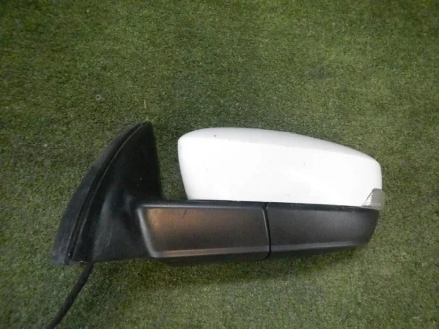 Зеркала для Skoda Rapid I rest NH3 2017-2020 на фотографиях