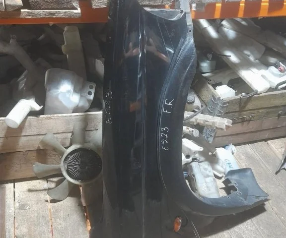 Крыло правое для Mitsubishi Pajero Sport K90 1997-2009 на фотографиях