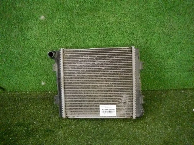 Радиатор охлаждения ДВС для Mercedes-Benz GL class X166 2012-2016 на фотографиях