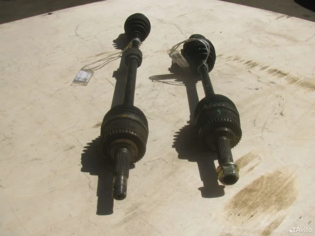 Привод передний левый для Nissan Primera P12 Седан 2002-2008 на фотографиях